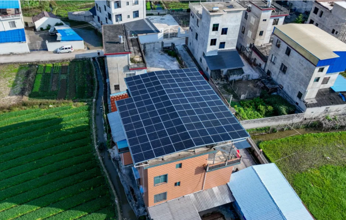 夏季遮阳，是时候安装屋顶「大阳房」了！