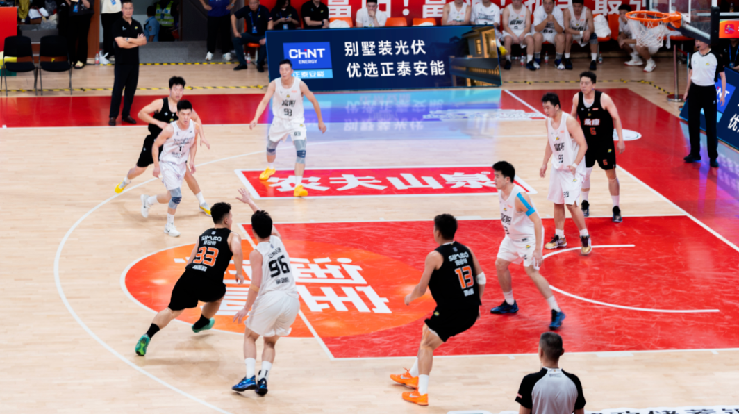 荣耀时刻！正泰安能满电&ldquo;撑场&rdquo;，富阳队击败&ldquo;钢铁侠&rdquo;